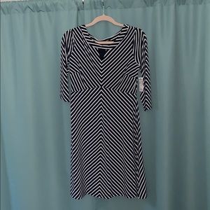 Roz&Ali navy/white striped dress size S
